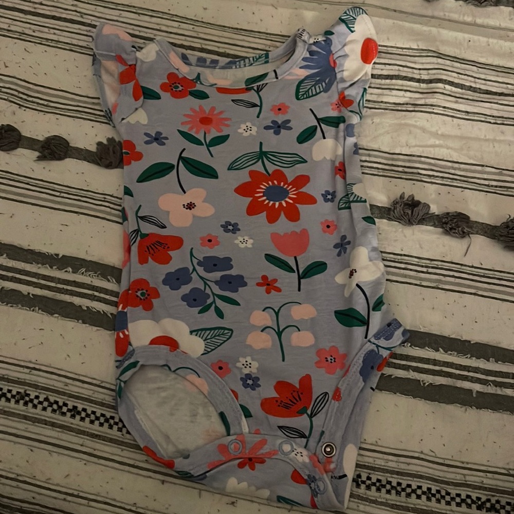 casual floral ounsie